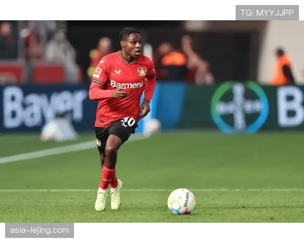 传闻:曼联派遣球探考察勒沃库森右后卫弗林蓬 传闻:曼联派遣球探考察勒沃库森右后卫弗林蓬